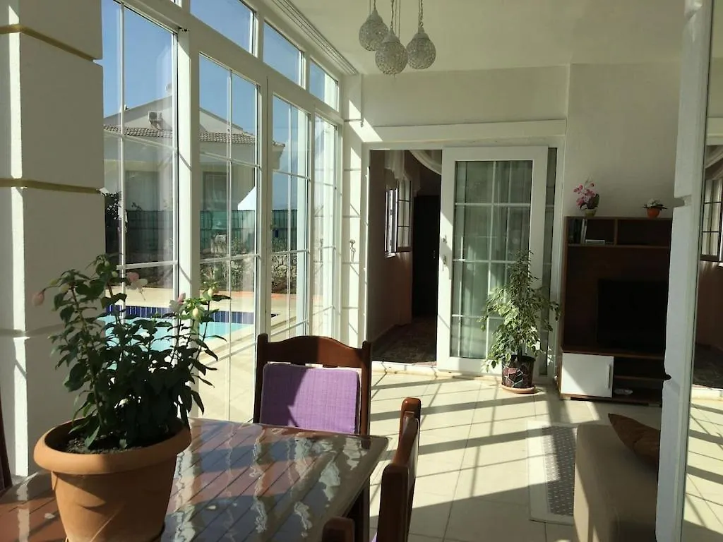 Alpine Villa At Hisaroenue Oeluedeniz Ovacik Fethiye 6+2, 12 People トルコ
