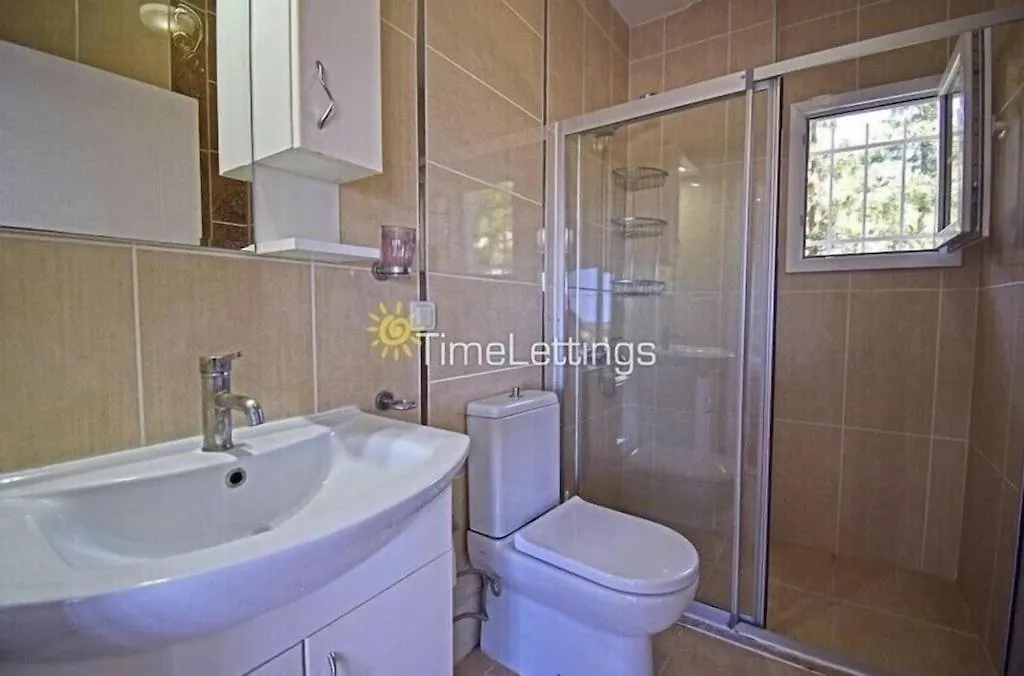 Alpine Villa At Hisaroenue Oeluedeniz Ovacik Fethiye 6+2, 12 People